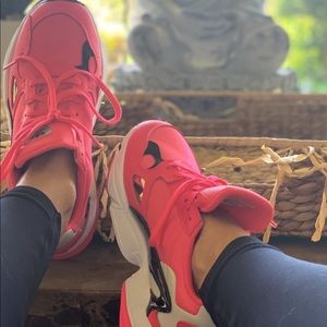 Adidas Falcons Red SneakersL LIMITED EDITION!